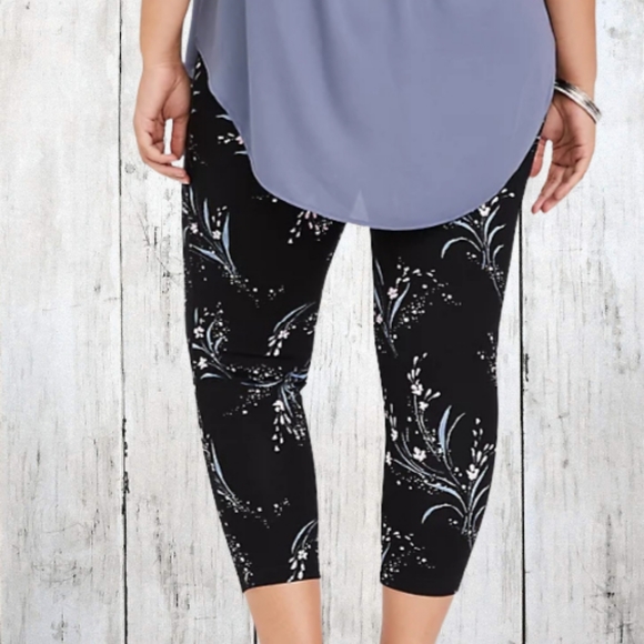 Torrid Floral Black Pants Size 3X - Picture 5 of 5